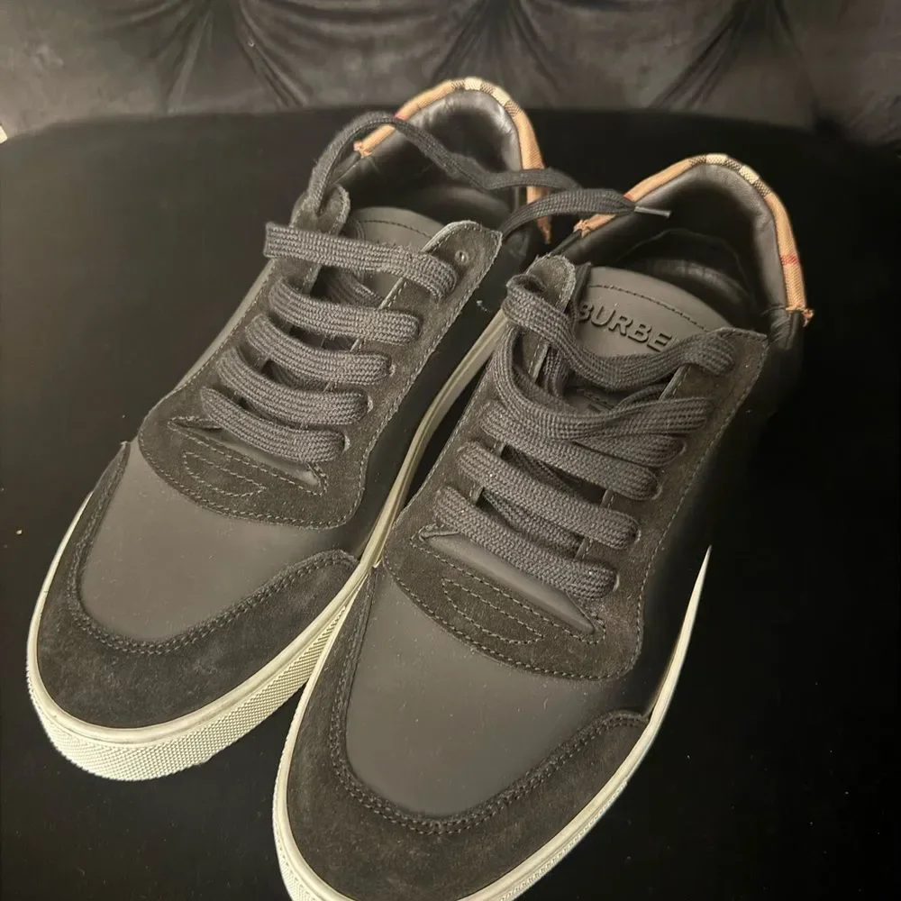 Brand new Burberry Black Sneakers size 10